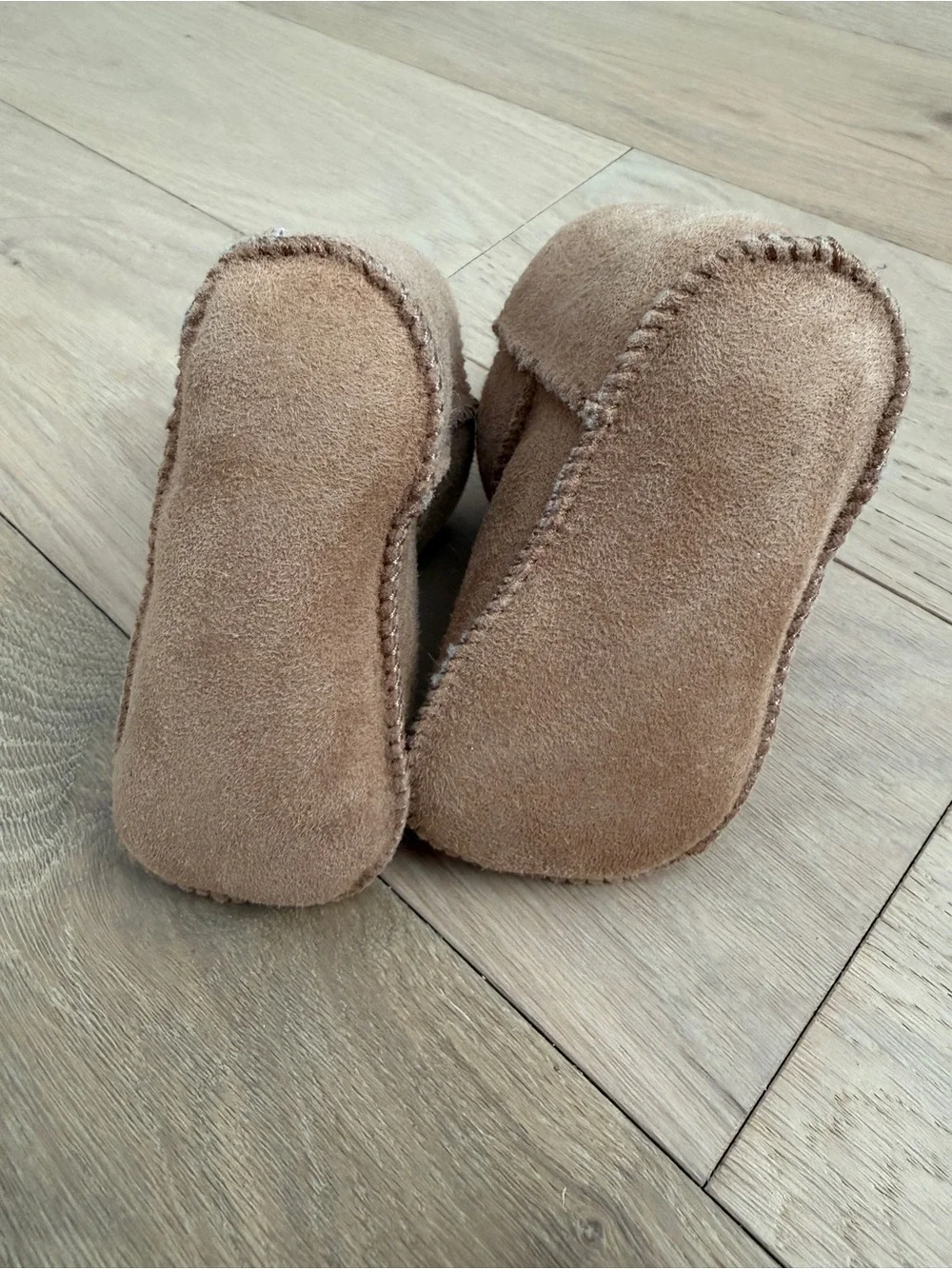 Baby Shearling Booties in Tan